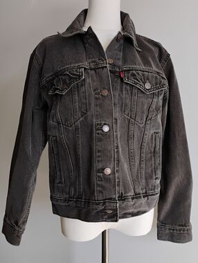 Vintage Levi’s 90s Womens Trucker Jacket Size S be kind rewind